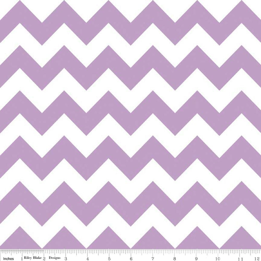 Riley Blake - Chevron - ZickZack in lila-weiss