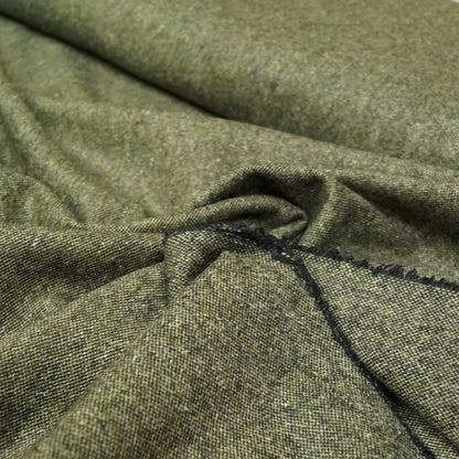 Reststück 104cmx145cm - Hilco Woll Tweed Cardiff in grün